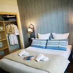 乐维特宝依斯酒店 3*