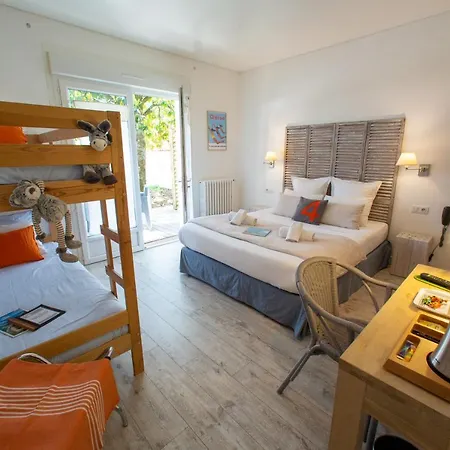 Le Bois Hotell 3*